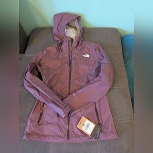 The North Face Women’s Alta Vista Rain Jacket Midnight Mauve XS